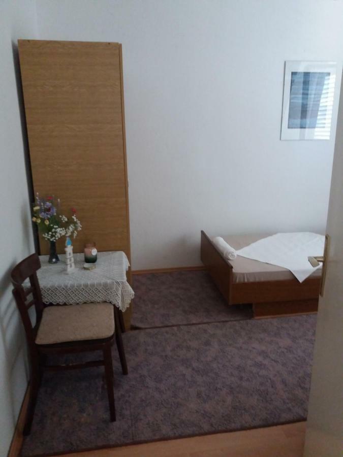 Apartman Nona Povljana Buitenkant foto